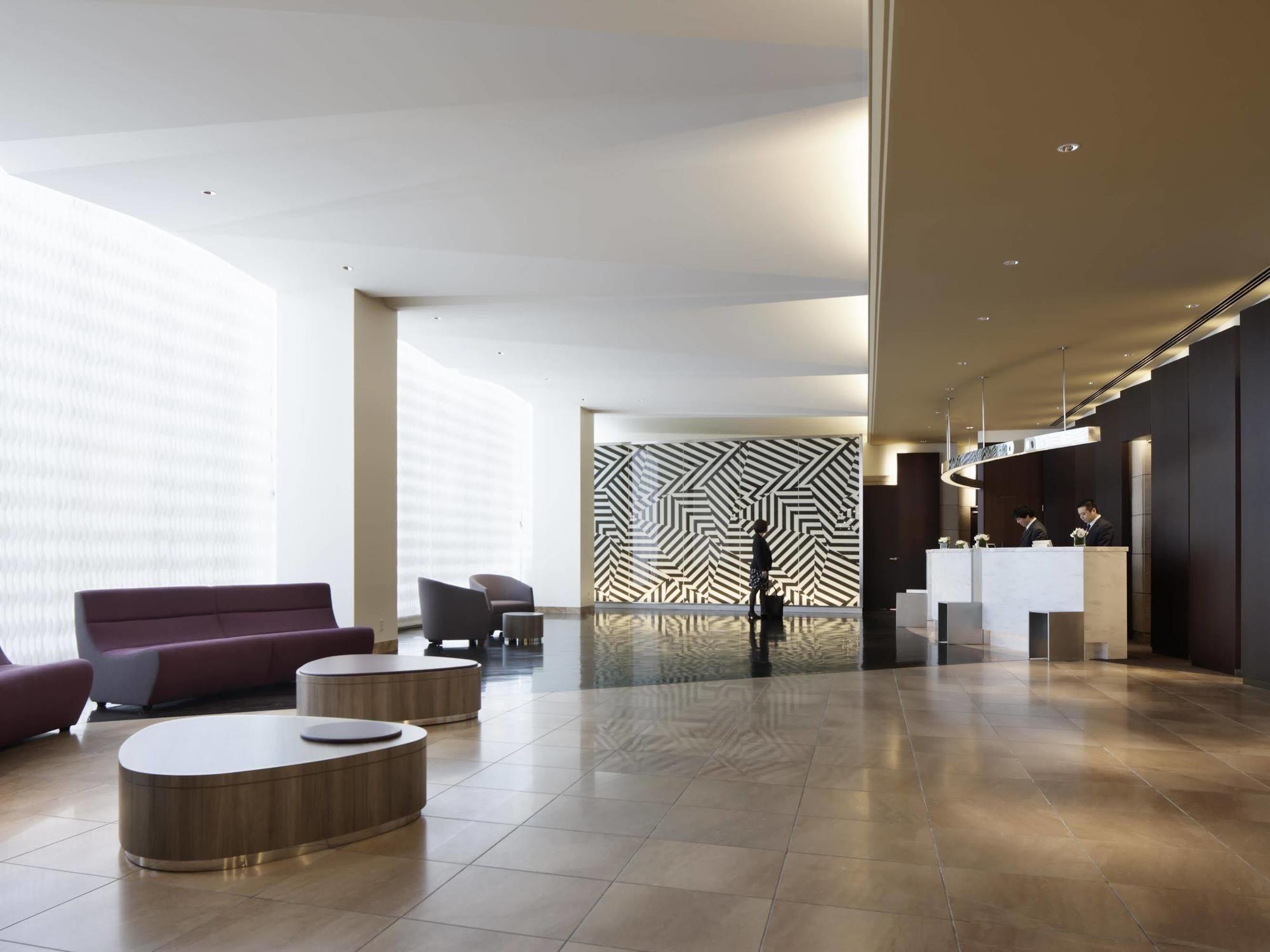 Courtyard By Marriott Shin-Osaka Station Hotel Kültér fotó The lobby of the hotel